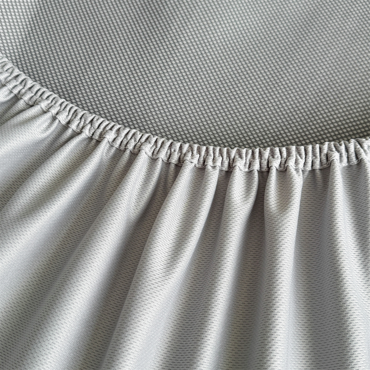 91家纺网 家纺一手货源 找家纺 慕木家纺 2026新款A类高克重三明治复合乙纶提花冰豆豆凉席床笠小蛮腰系列（提供买家秀） 小蛮腰-卡其床笠款