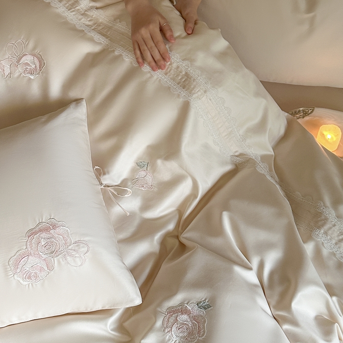 91家纺网 家纺一手货源 找家纺 树下 2026新款A类100支50S双股刺绣高支高密贡缎长绒棉四件套-柔堇 柔堇-粉