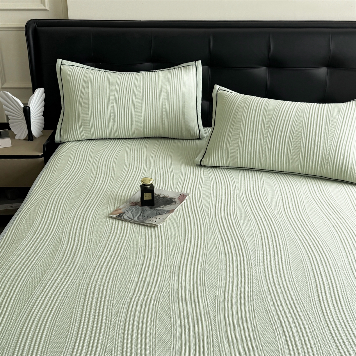 91家纺网 家纺一手货源 找家纺 慕木家纺 2026新款A类高克重三明治复合乙纶提花冰豆豆凉席床笠小蛮腰系列（提供买家秀） 小蛮腰-绿床笠款