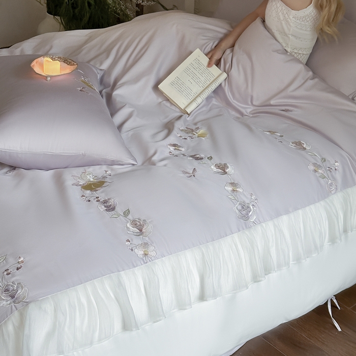 91家纺网 家纺一手货源 找家纺 树下 2026新款100支50S双股 刺绣A类高支高密贡缎长绒棉四件套-花信 花信紫