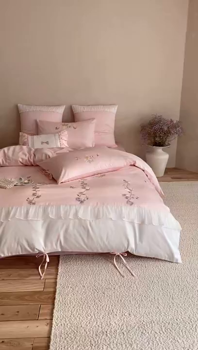 91家纺网 家纺一手货源 找家纺 （总）树下 2026新款100支50S双股 刺绣A类高支高密贡缎长绒棉四件套-花信