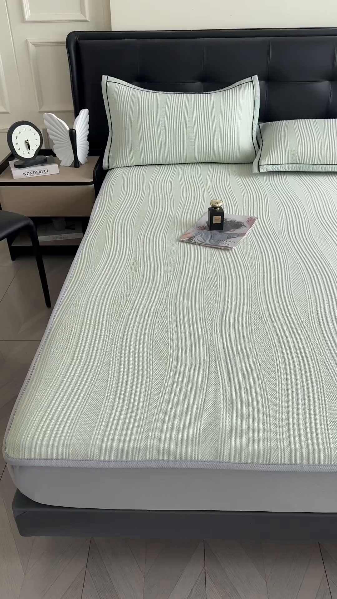 91家纺网 家纺一手货源 找家纺 慕木家纺 2026新款A类高克重三明治复合乙纶提花冰豆豆凉席床笠小蛮腰系列（提供买家秀） 小蛮腰-绿床笠款