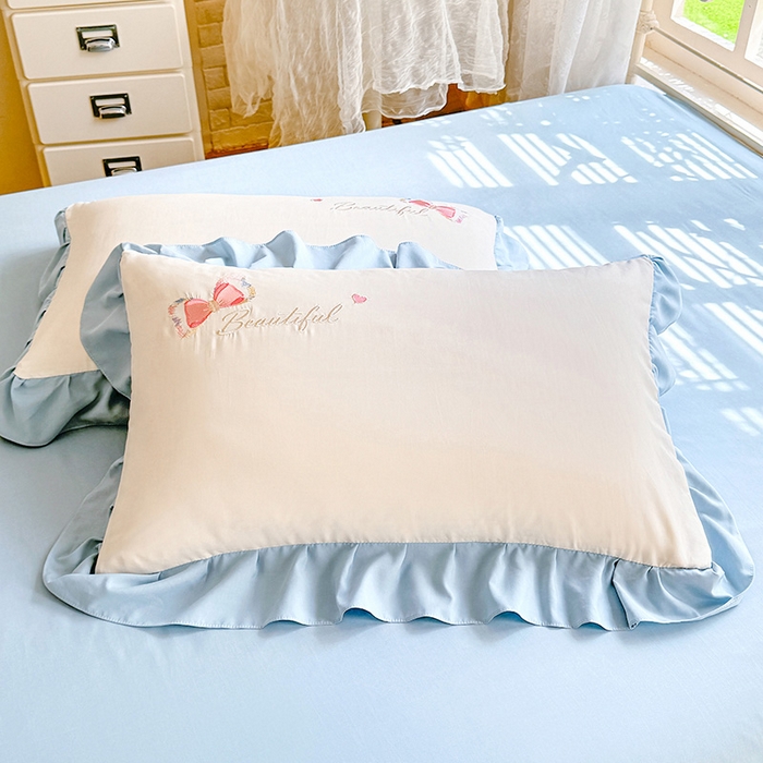 91家纺网 家纺一手货源 找家纺 绒棉世家 2026新款水洗棉贴布绣专版四件套 邂逅蝴蝶结蓝