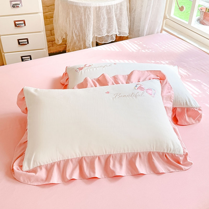 91家纺网 家纺一手货源 找家纺 绒棉世家 2026新款水洗棉贴布绣专版四件套 邂逅蝴蝶结粉