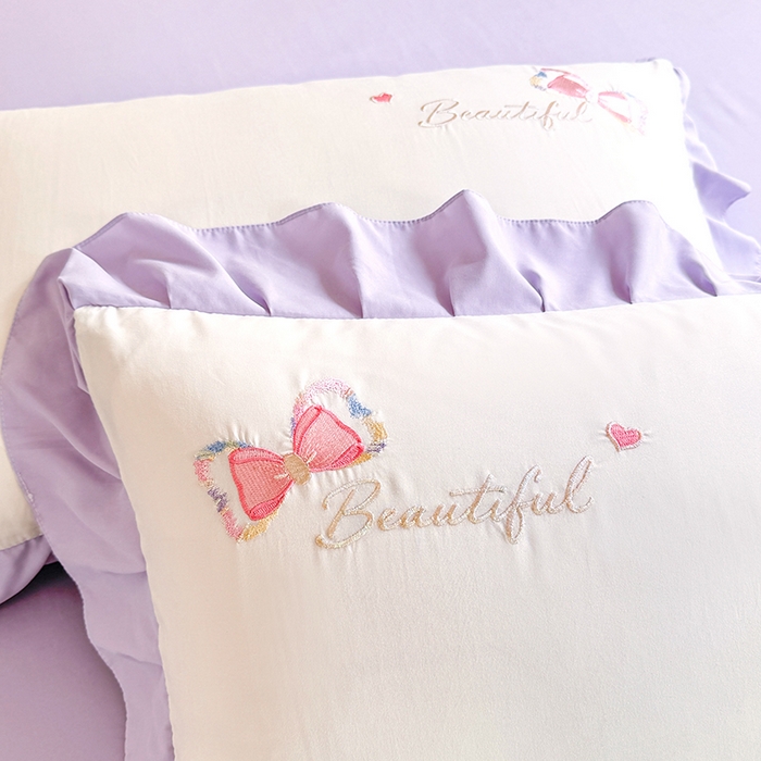 91家纺网 家纺一手货源 找家纺 绒棉世家 2026新款水洗棉贴布绣专版四件套 邂逅蝴蝶结紫