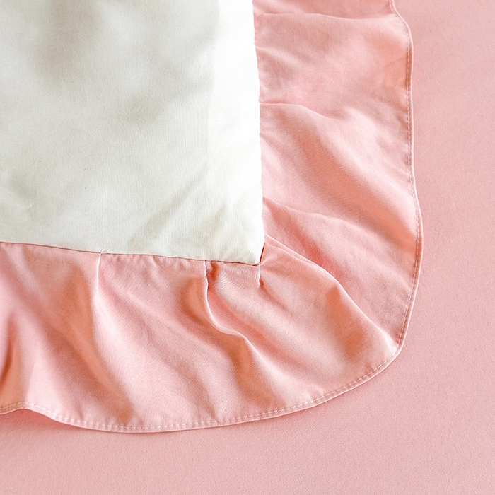 91家纺网 家纺一手货源 找家纺 绒棉世家 2026新款水洗棉贴布绣专版夏被四件套 邂逅蝴蝶结粉