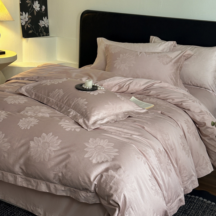 91家纺网 家纺一手货源 找家纺 睡棉坊 2026新款双股长绒棉四件套埋绳款全棉提花四件套 浮光浅梦-浅粉