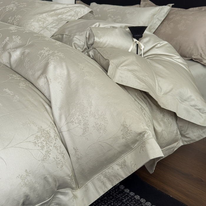 91家纺网 家纺一手货源 找家纺 睡棉坊 2026新款双股长绒棉四件套埋绳款全棉提花四件套 千恋花-豆灰绿