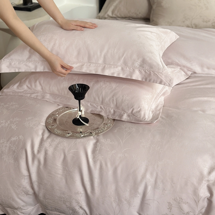 91家纺网 家纺一手货源 找家纺 睡棉坊 2026新款双股长绒棉四件套埋绳款全棉提花四件套 千恋花-糖花粉