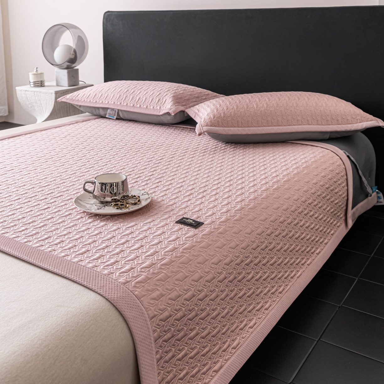 91家纺网 家纺一手货源 找家纺 慕木家纺 2026新款A类复合三明治PE乙纶提花冰豆豆凉席床笠海之恋系列（提供买家秀） 海之恋-粉床席款