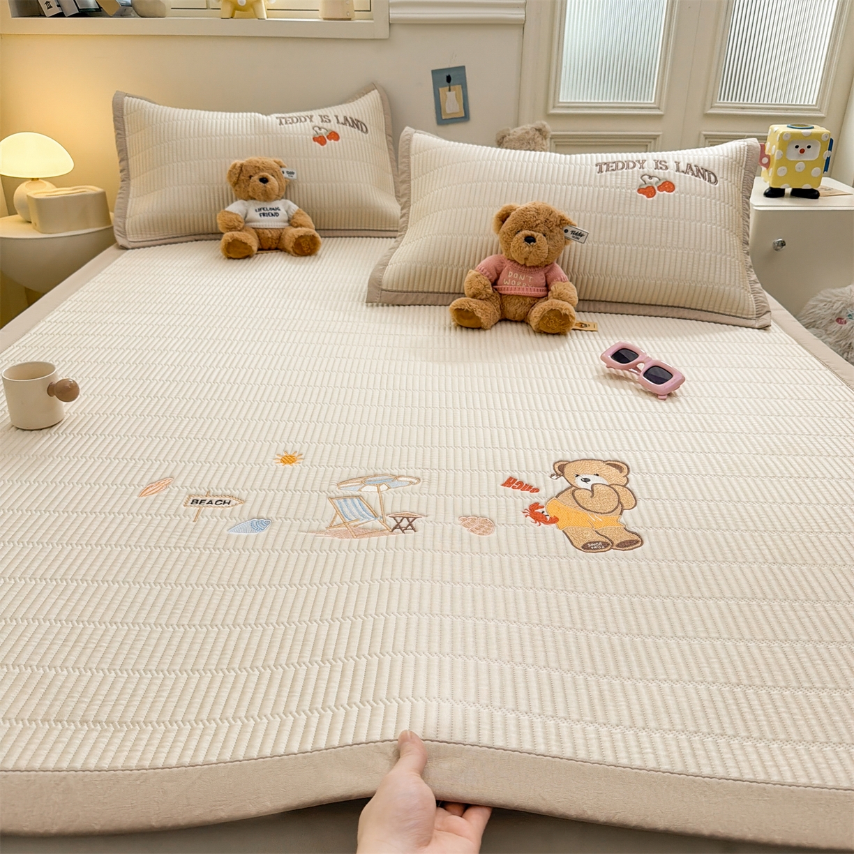 91家纺网 家纺一手货源 找家纺 （总）慕木家纺 2026新款A类高端刺绣pe乙纶冰豆豆席爱兰系列正版授权（提供买家秀）