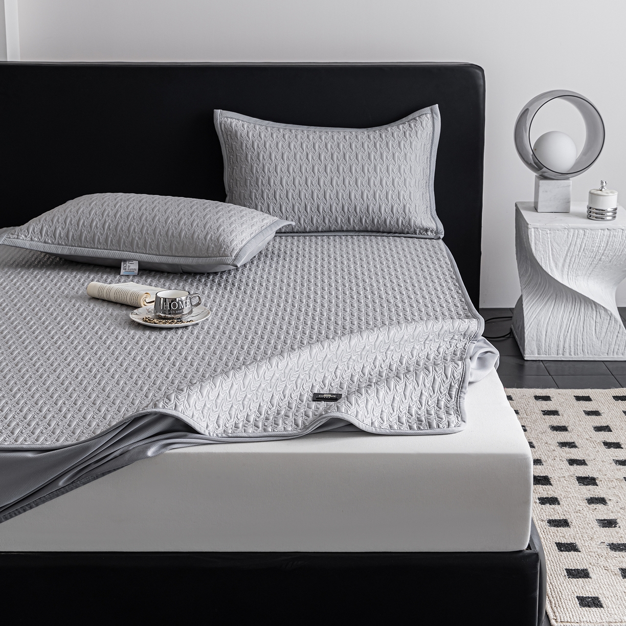 91家纺网 家纺一手货源 找家纺 慕木家纺 2026新款A类复合三明治PE乙纶提花冰豆豆凉席床笠海之恋系列（提供买家秀） 海之恋-灰床笠款