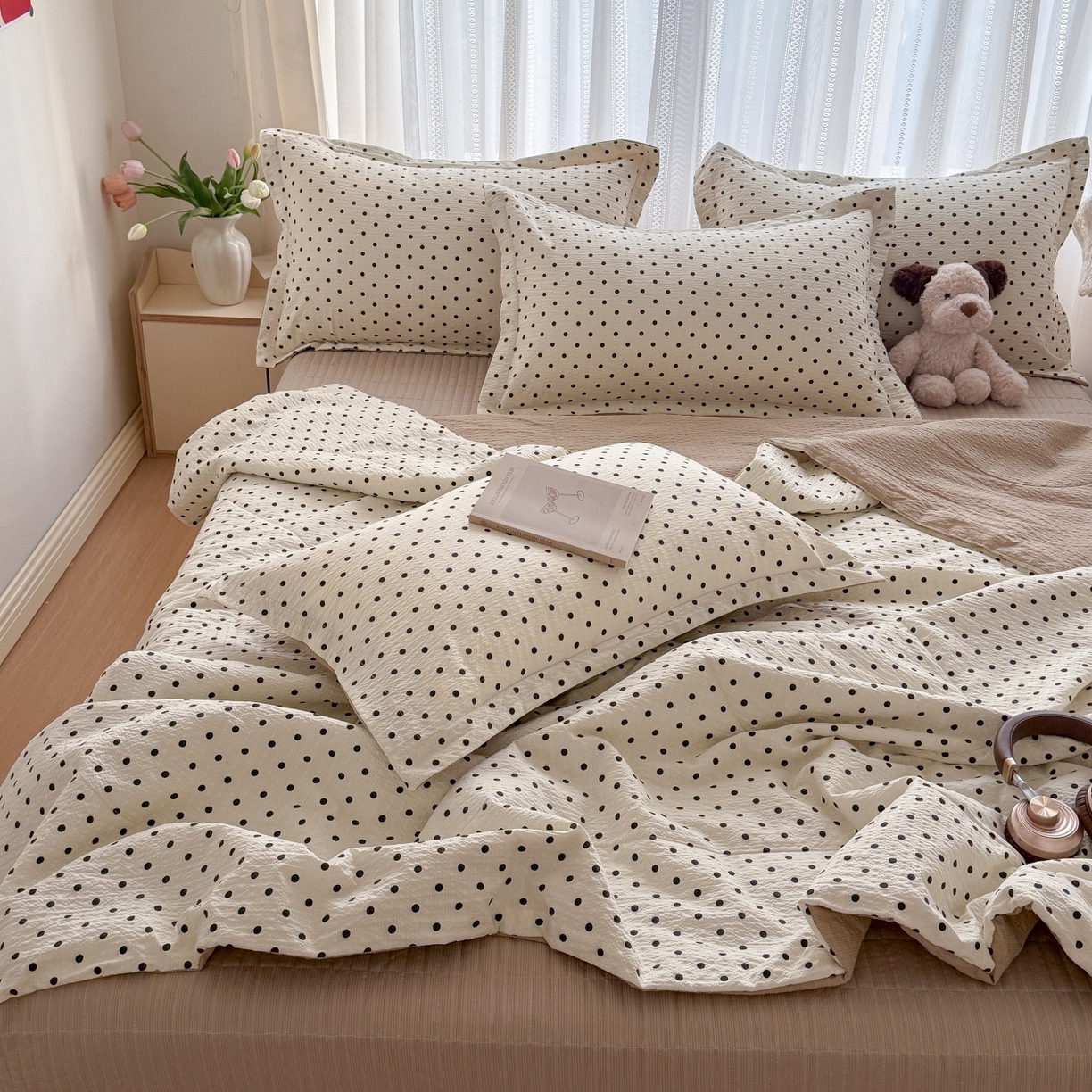 91家纺网 家纺一手货源 找家纺 禾沐 2026新款云感泡芙棉泡芙纱床盖夏被四件套 波点