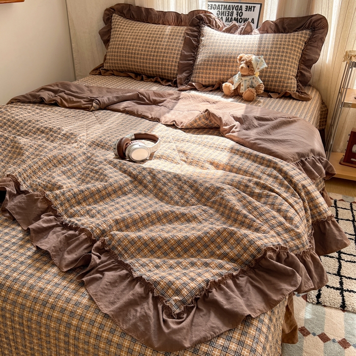 91家纺网 家纺一手货源 找家纺 禾沐 2026新款床盖款花边夏被四件套 古典格