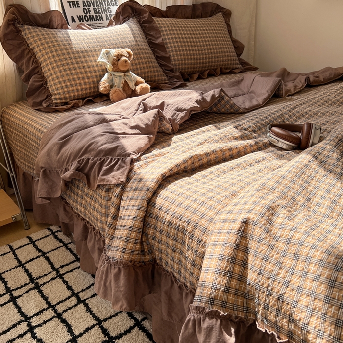 91家纺网 家纺一手货源 找家纺 禾沐 2026新款床盖款花边夏被四件套 古典格