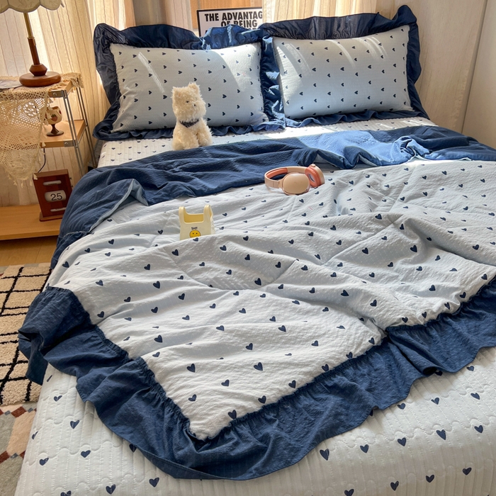 91家纺网 家纺一手货源 找家纺 禾沐 2026新款床盖款花边夏被四件套 兰爱心