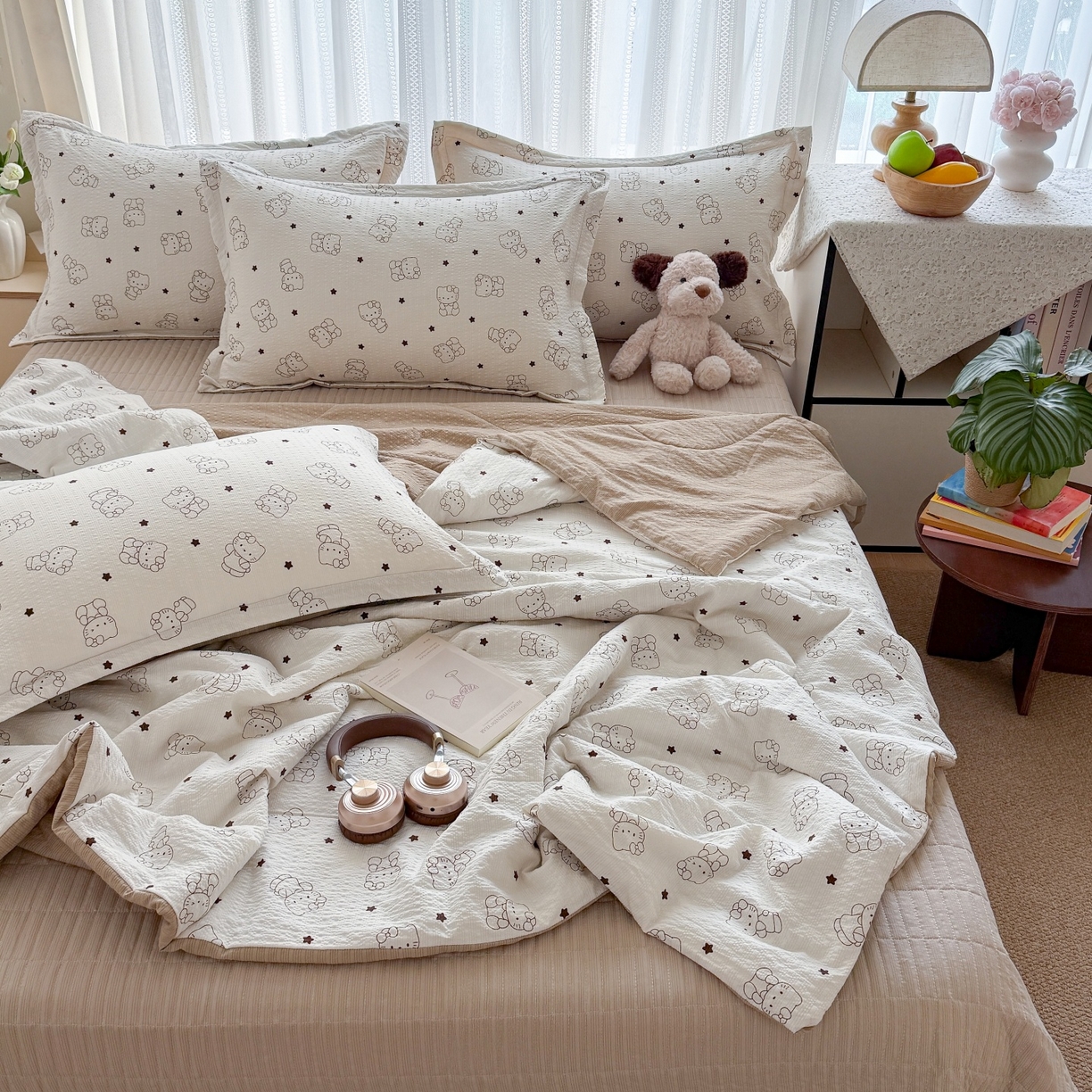 91家纺网 家纺一手货源 找家纺 禾沐 2026新款云感泡芙棉泡芙纱床盖夏被四件套 描线猫