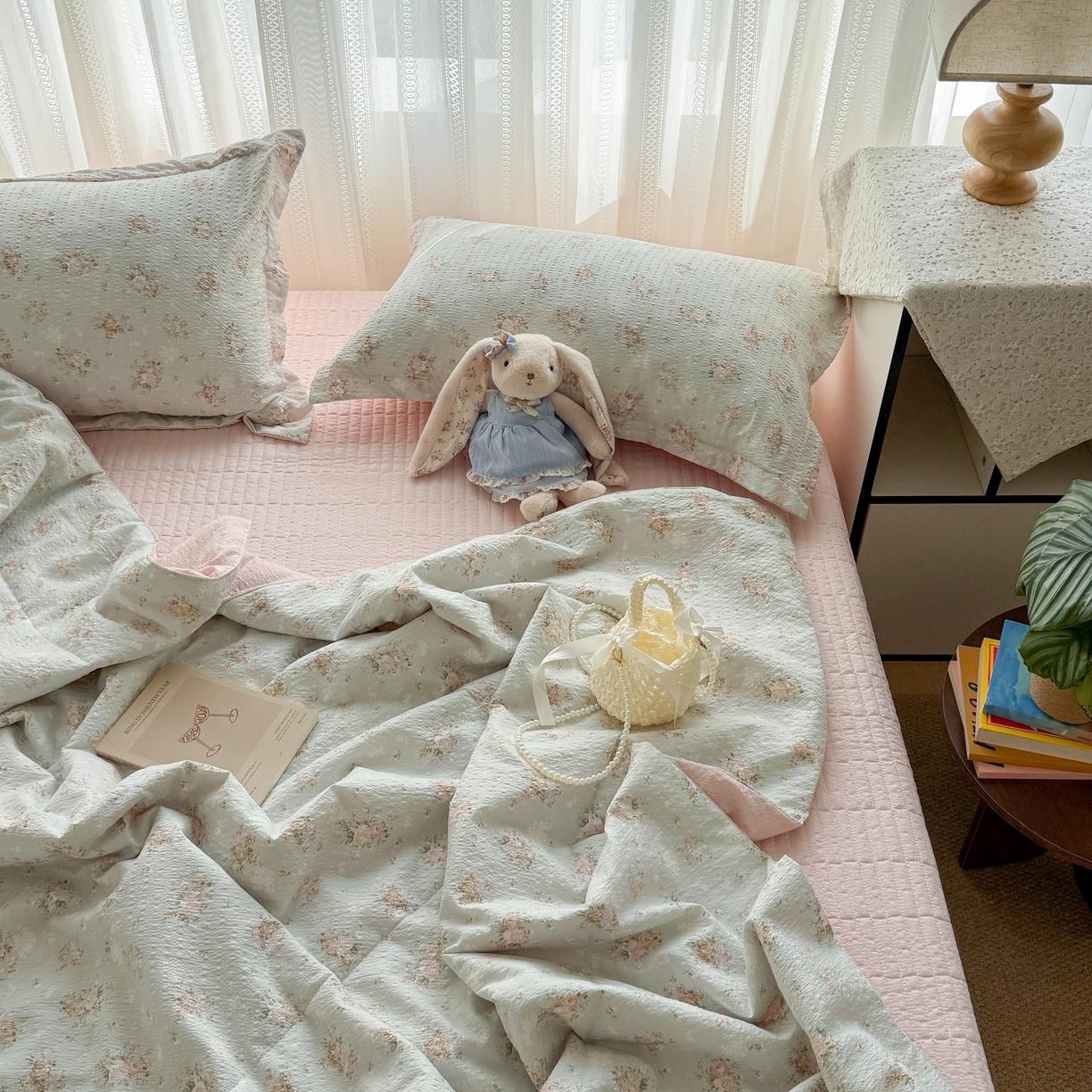 91家纺网 家纺一手货源 找家纺 禾沐 2026新款云感泡芙棉泡芙纱床盖夏被四件套 柔诗意