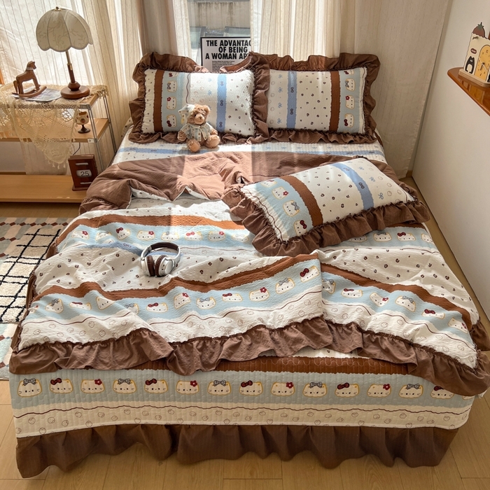 91家纺网 家纺一手货源 找家纺 禾沐 2026新款床盖款花边夏被四件套 KT猫