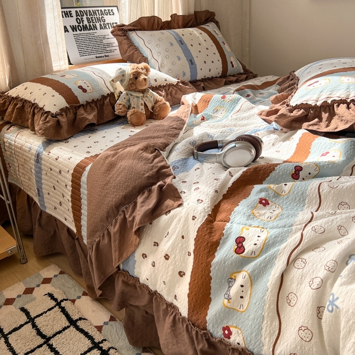 91家纺网 家纺一手货源 找家纺 禾沐 2026新款床盖款花边夏被四件套 KT猫