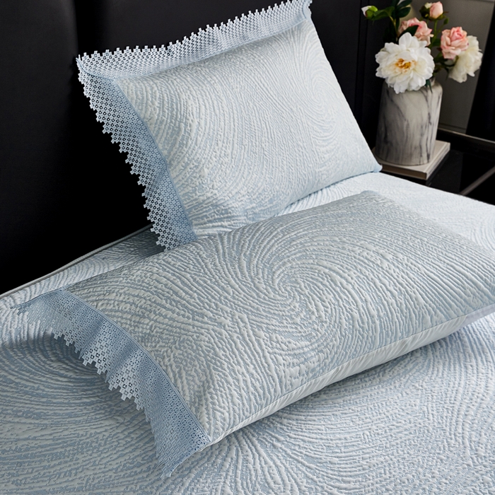 91家纺网 家纺一手货源 找家纺 玖玖爱家纺 2026新款韩国量子冷感软凉席床笠款 小旋风天空蓝