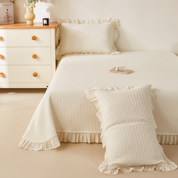 91家纺网 家纺一手货源 找家纺 （总）玖玖爱家纺 2026新款高端A类夹棉水洗母婴级莱赛尔天丝床盖裙边凉席三件套