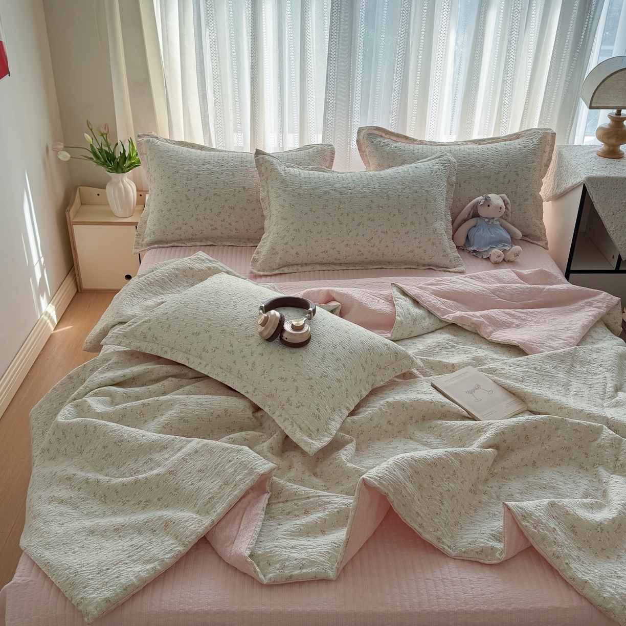91家纺网 家纺一手货源 找家纺 禾沐 2026新款云感泡芙棉泡芙纱床盖夏被四件套 秀妍