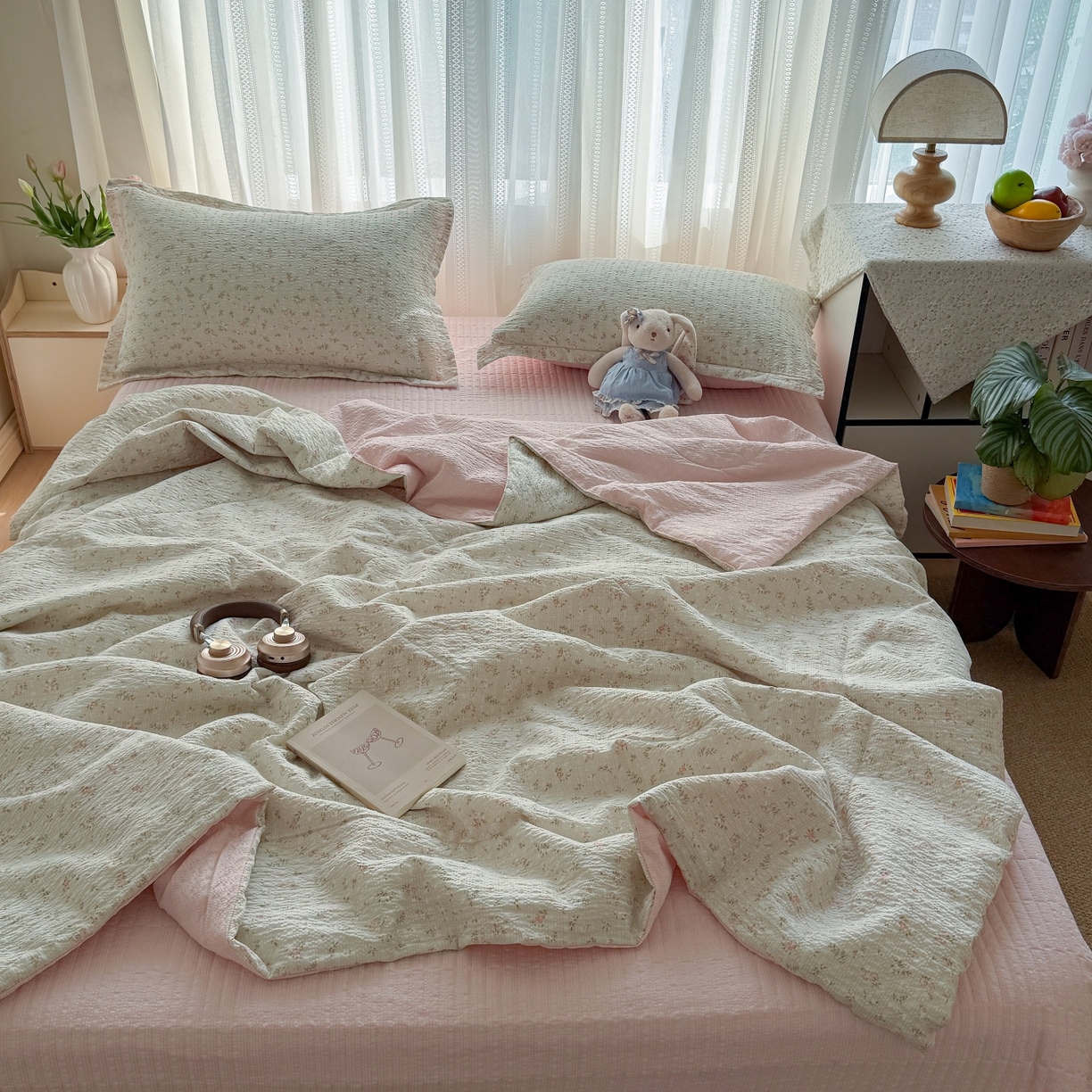 91家纺网 家纺一手货源 找家纺 禾沐 2026新款云感泡芙棉泡芙纱床盖夏被四件套 秀妍