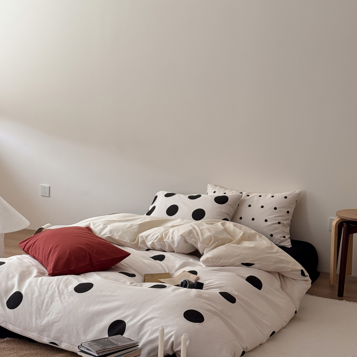 91家纺网 家纺一手货源 找家纺 （总）尺素 2026新款全棉纯棉简约松弛感波点四件套纯棉ins风纯色被套