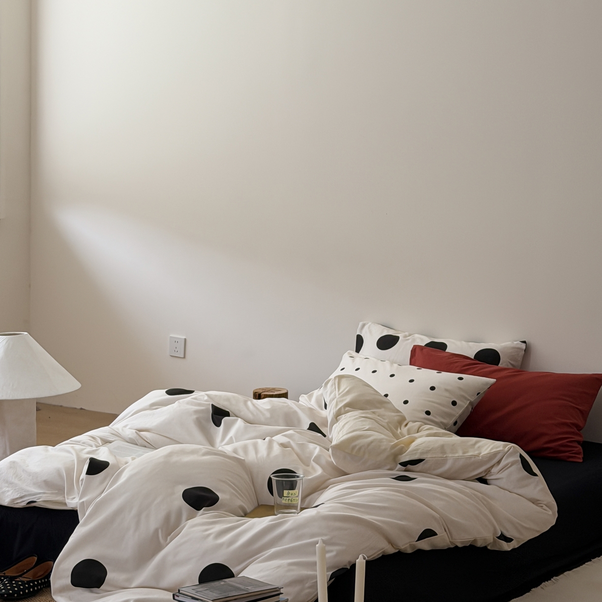 91家纺网 家纺一手货源 找家纺 （总）尺素 2026新款全棉纯棉简约松弛感波点四件套纯棉ins风纯色被套