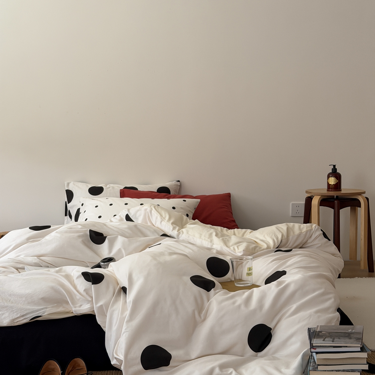 91家纺网 家纺一手货源 找家纺 （总）尺素 2026新款全棉纯棉简约松弛感波点四件套纯棉ins风纯色被套