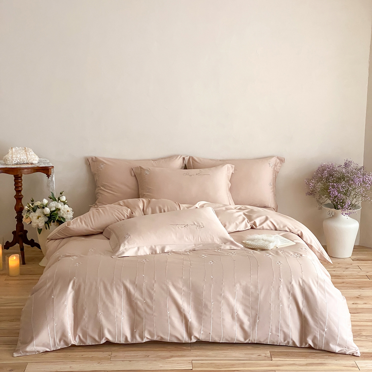 91家纺网 家纺一手货源 找家纺 （总）曼布缇 2026新款春夏款新品长绒棉刺绣四件套 -花涧（会员－20，券后338起）