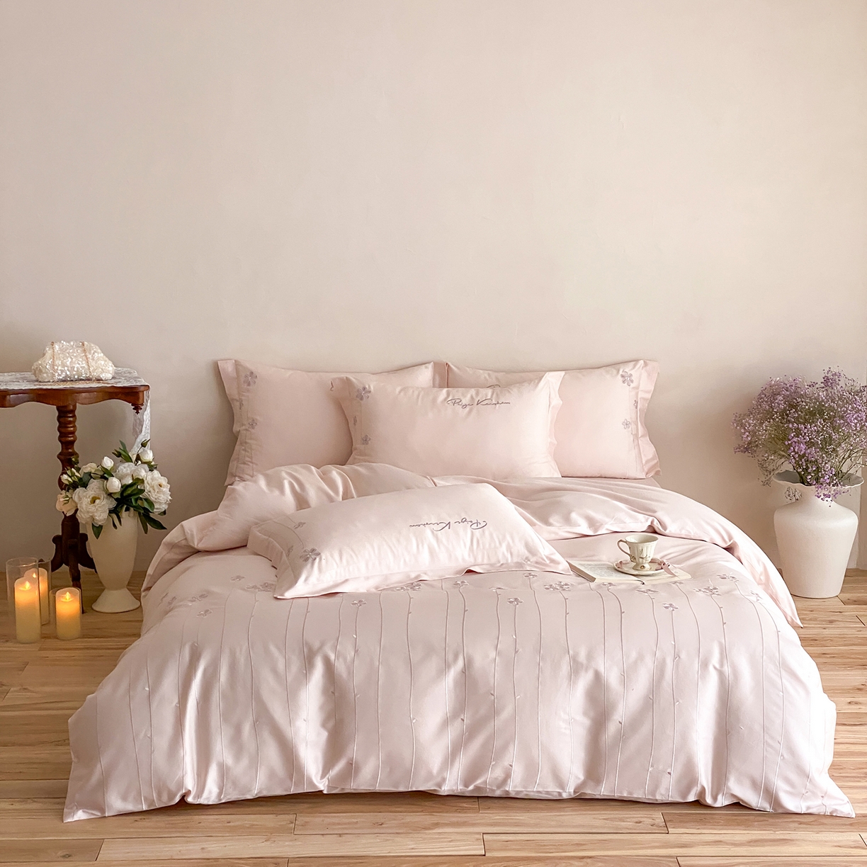 91家纺网 家纺一手货源 找家纺 （总）曼布缇 2026新款春夏款新品长绒棉刺绣四件套 -花涧（会员－20，券后338起）