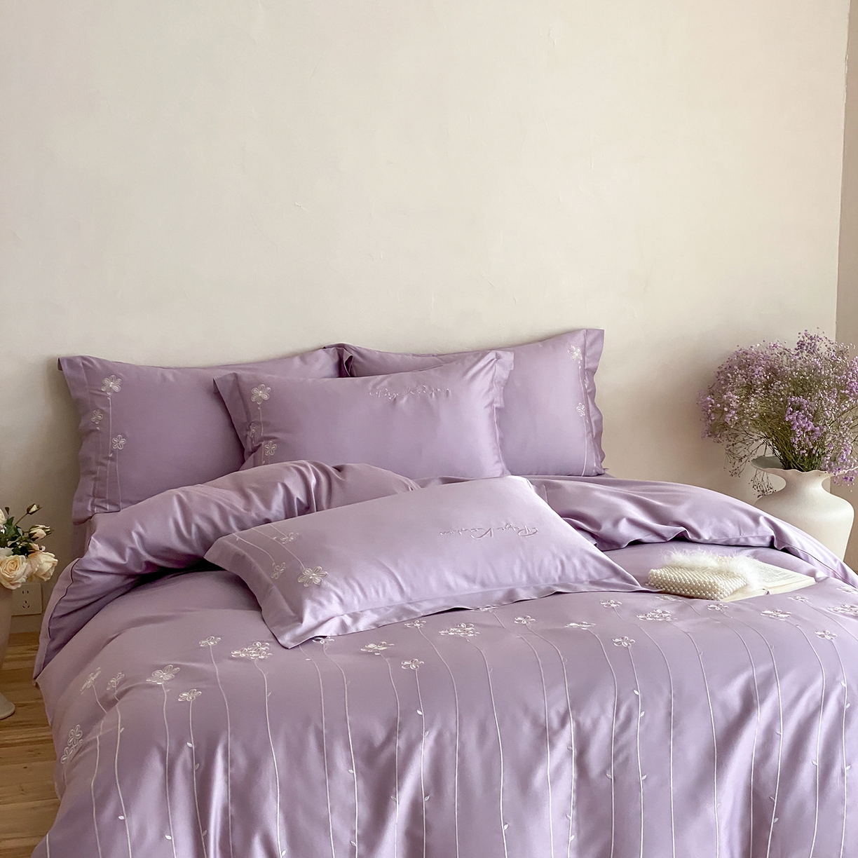 91家纺网 家纺一手货源 找家纺 （总）曼布缇 2026新款春夏款新品长绒棉刺绣四件套 -花涧（会员－20，券后338起）