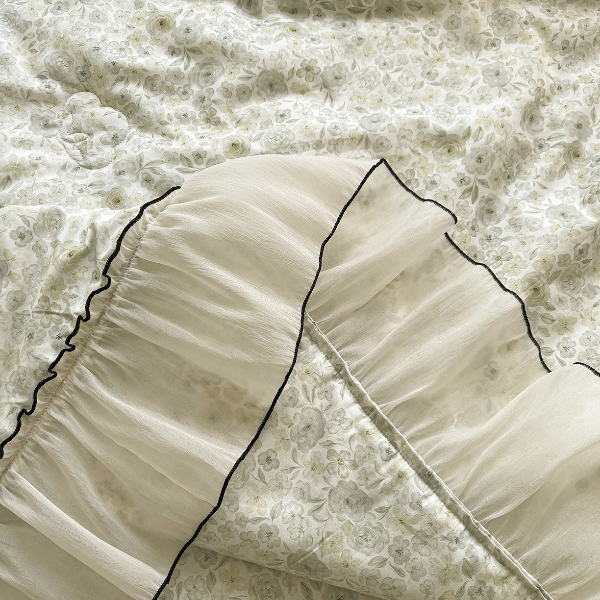 91家纺网 家纺一手货源 找家纺 宜凡家纺 2026新款全棉数码印花夏被床裙四件套②号系列 茜野