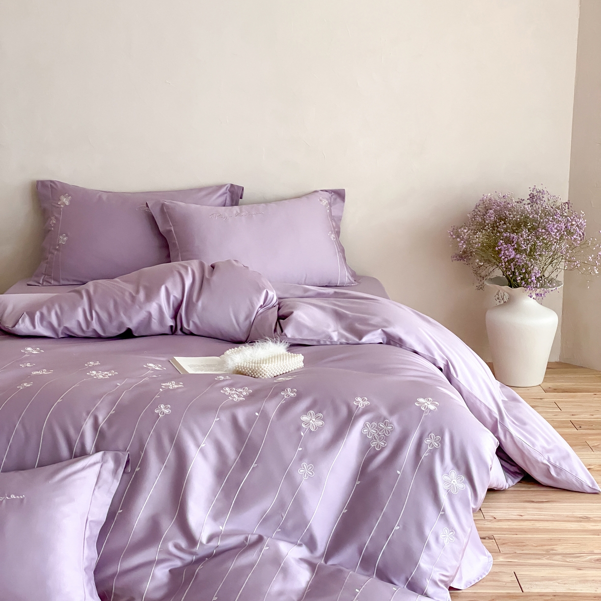 91家纺网 家纺一手货源 找家纺 （总）曼布缇 2026新款春夏款新品长绒棉刺绣四件套 -花涧（会员－20，券后338起）