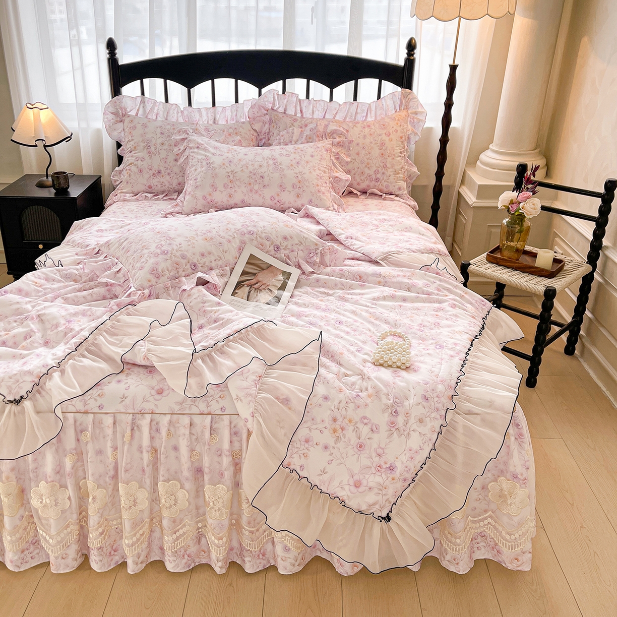 91家纺网 家纺一手货源 找家纺 宜凡家纺 2026新款全棉数码印花夏被床裙四件套②号系列 恬静