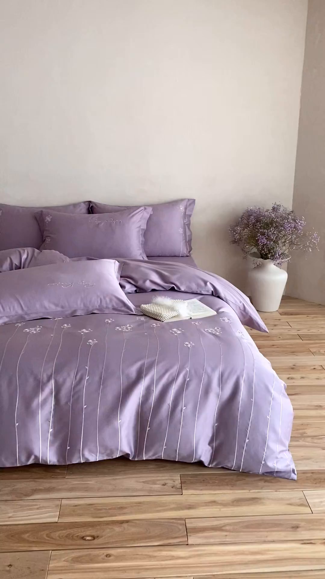 91家纺网 家纺一手货源 找家纺 曼布缇 2026新款春夏款新品长绒棉刺绣四件套 -花涧 花涧-紫色（会员－20，券后338起）