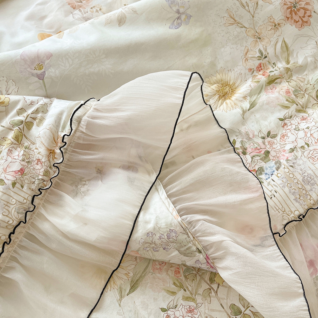 91家纺网 家纺一手货源 找家纺 宜凡家纺 2026新款全棉数码印花夏被床裙四件套②号系列 春旭