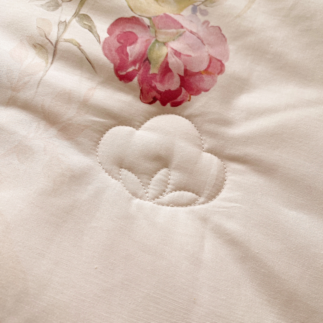 91家纺网 家纺一手货源 找家纺 宜凡家纺 2026新款全棉数码印花夏被床裙四件套②号系列 澜晚