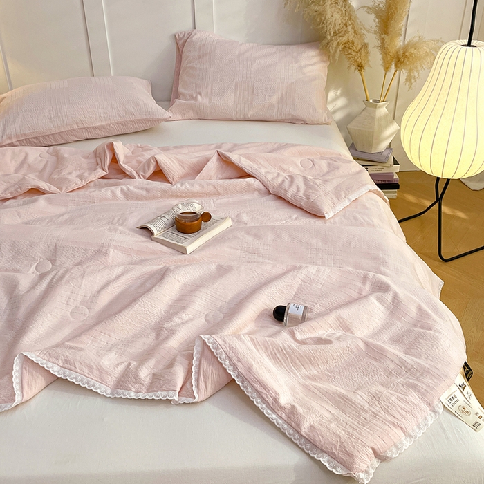 91家纺网 家纺一手货源 找家纺 VIP被业 2026新款A类全棉蚕蛹提花双层纱夏被直播款小红书空调被 海贝粉