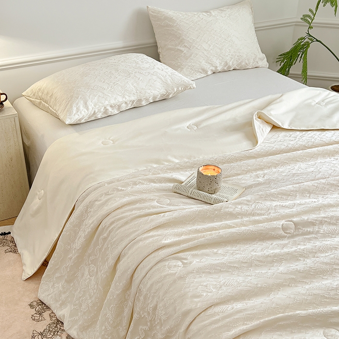 91家纺网 家纺一手货源 找家纺 VIP被业 2026春夏新款A类浮雕蚕蛹大提花夏被空调被夏凉被 白桃