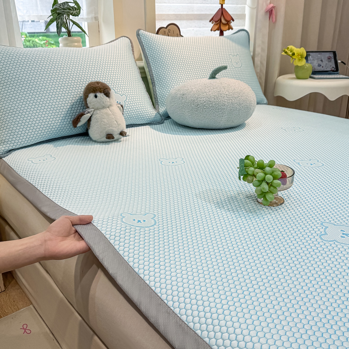 91家纺网 家纺一手货源 找家纺 （总）眠势力 2026新款冰豆豆凉席三件套夏季冷感可机洗冰丝席软席子条席款