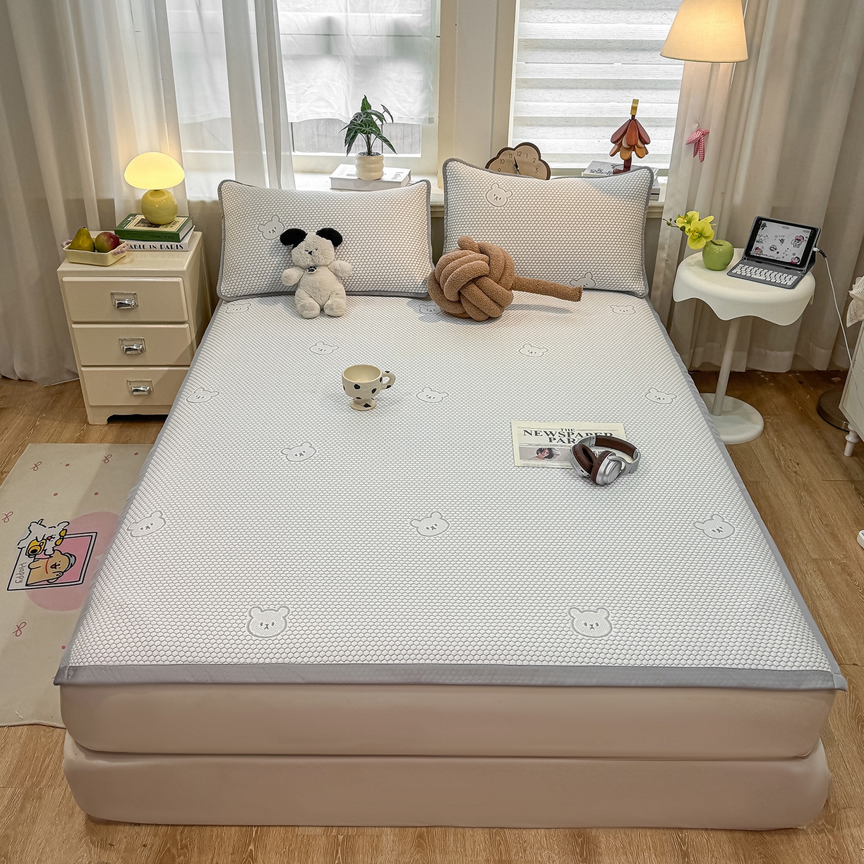 91家纺网 家纺一手货源 找家纺 眠势力 2026新款冰豆豆凉席三件套夏季冷感可机洗冰丝席软席子条席款 冰皮熊-灰