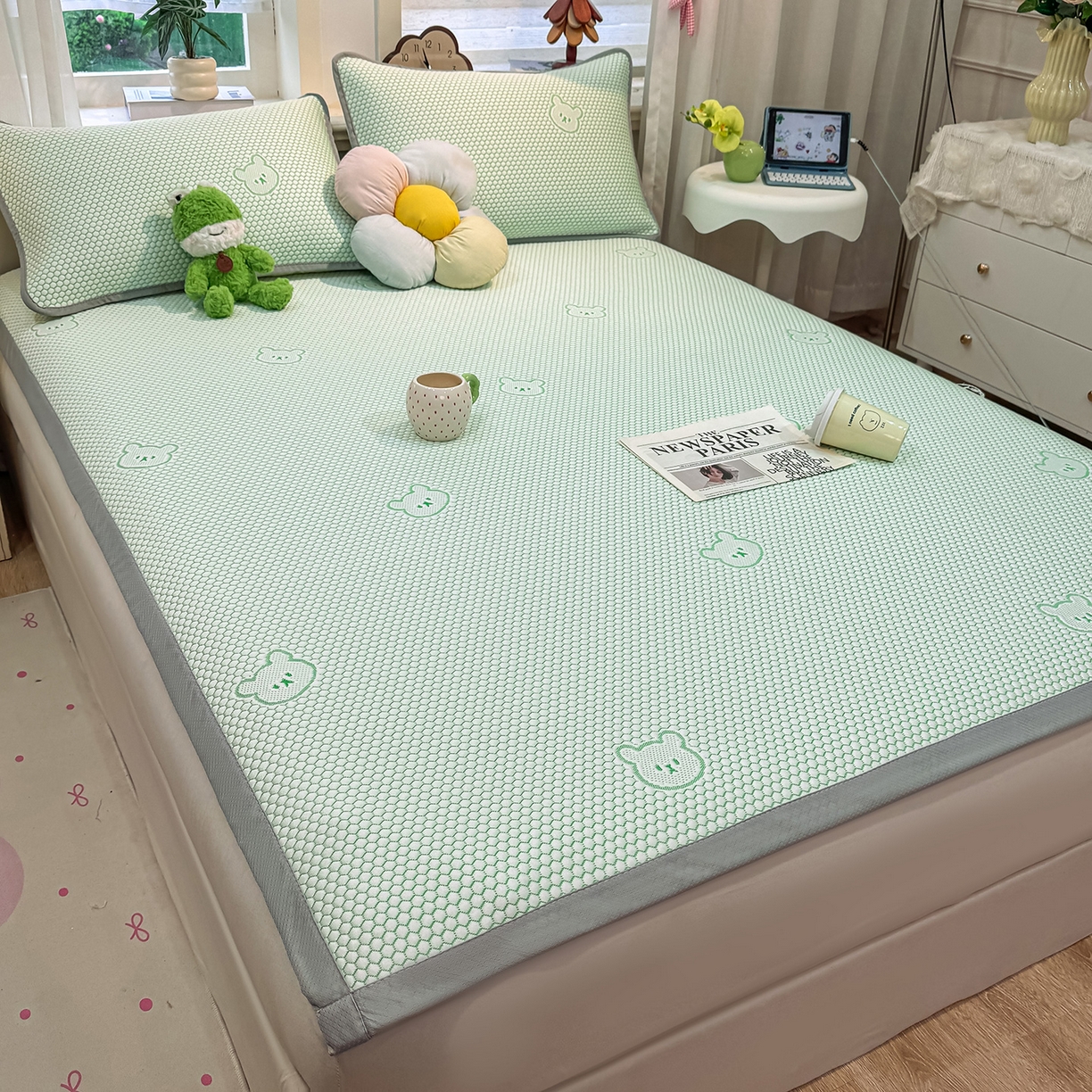 91家纺网 家纺一手货源 找家纺 眠势力 2026新款冰豆豆凉席三件套夏季冷感可机洗冰丝席软席子条席款 冰皮熊-绿