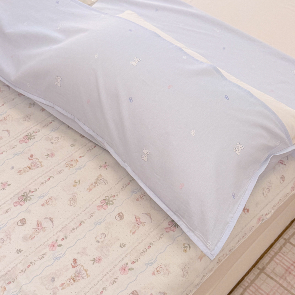 91家纺网 家纺一手货源 找家纺 简宜家居（朝初家纺） 2026新款40支纯棉全棉12868旅行睡袋 酒店隔脏便携 兔与花