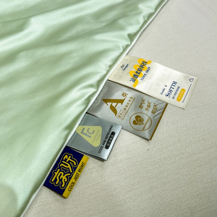 91家纺网 家纺一手货源 找家纺 欧雅阁 2026新款A类冰丝绸夏被冰肌夏被空调被锦氨纶夏凉被 薄被子 冰丝绸-茉绿