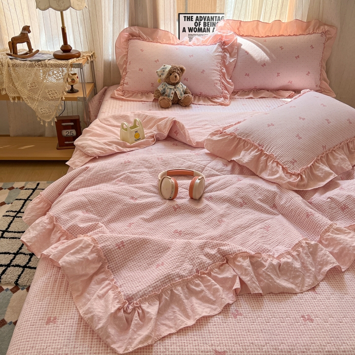 91家纺网 家纺一手货源 找家纺 梵希雅 2026新款床盖款花边夏被四件套 格子结