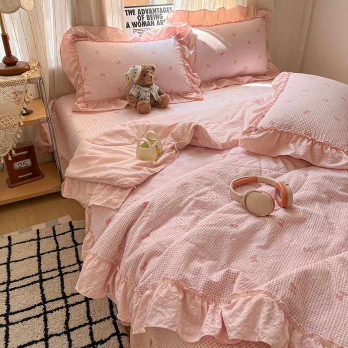 91家纺网 家纺一手货源 找家纺 梵希雅 2026新款床盖款花边夏被四件套 格子结