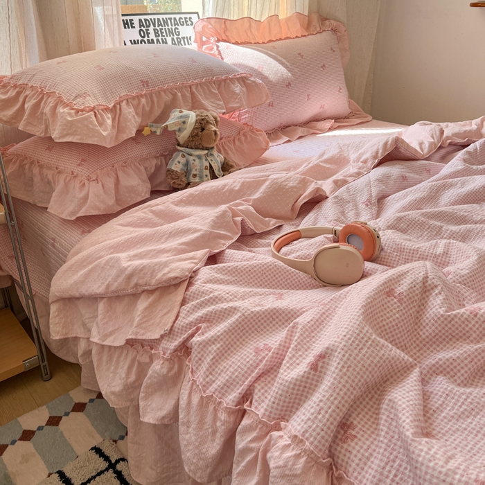 91家纺网 家纺一手货源 找家纺 梵希雅 2026新款床盖款花边夏被四件套 格子结